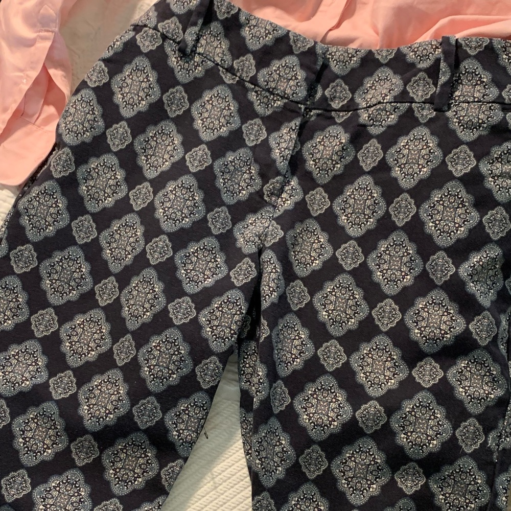 Ann Taylor Navy Print Pants